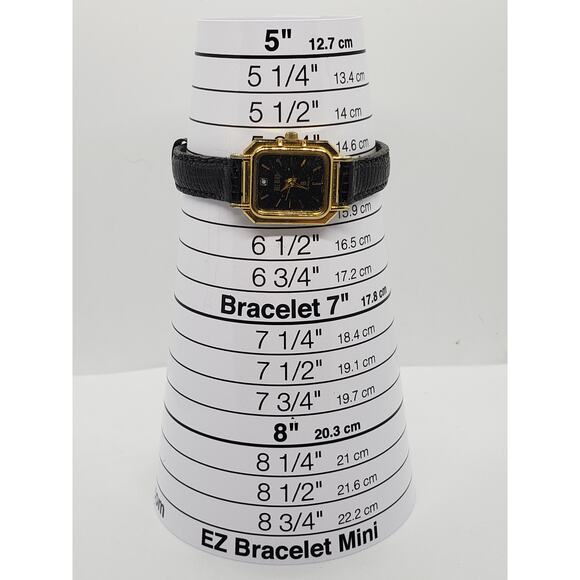 Bill Blass women's watch, 300-2Y51. Blue square face with gold accents - Picture 9 of 9